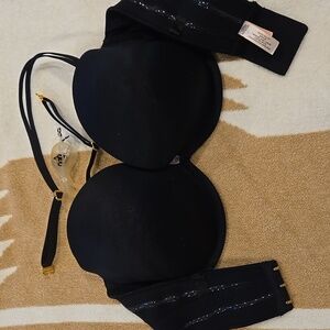 Victoria's Secret  black strapless 36C bra